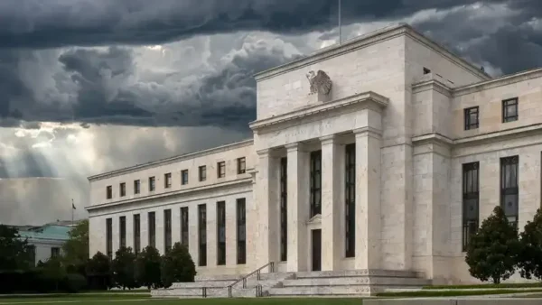 Fed Set to Hold Rates as Key Inflation Report Looms